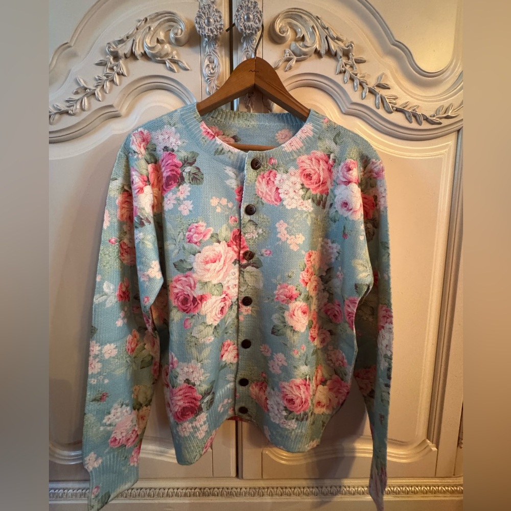 Rose sweater floral blue top flowers cardigan knit printed flower graphic summer